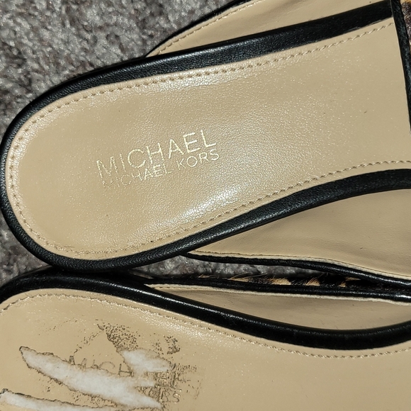 Michael Kors slides - Picture 3 of 7